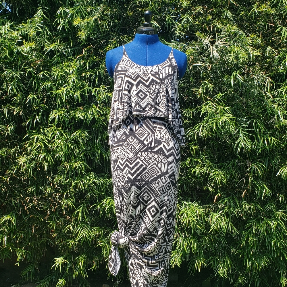 Black and White Aztec Pattern Maxi Dress